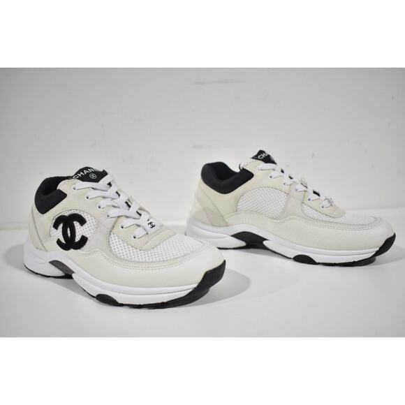 Chanel REV White Black CC Logo Leather Lace Up Flat Runner Trainer Sneaker 36.5 - Picture 4 of 11